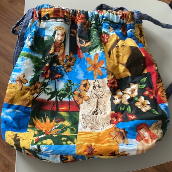 Adorable Backpack - Picture 1 of 4